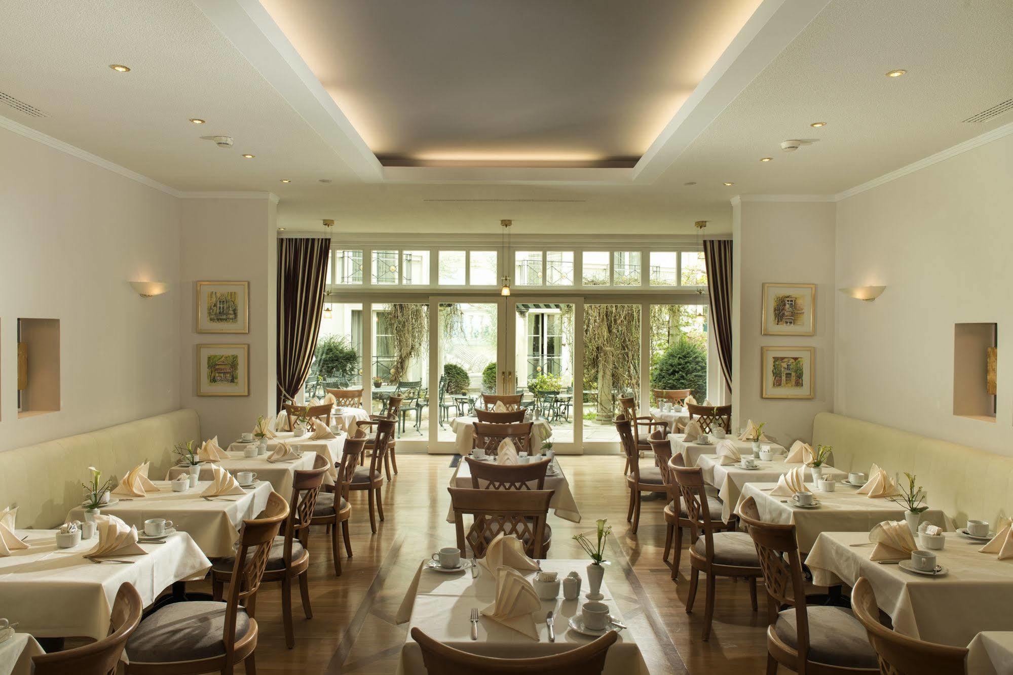 Am Jaegertor Hotel